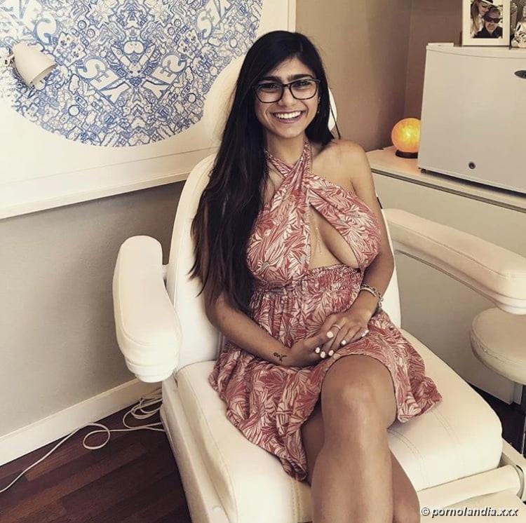 Mia Khalifa Desnuda - Foto 230673