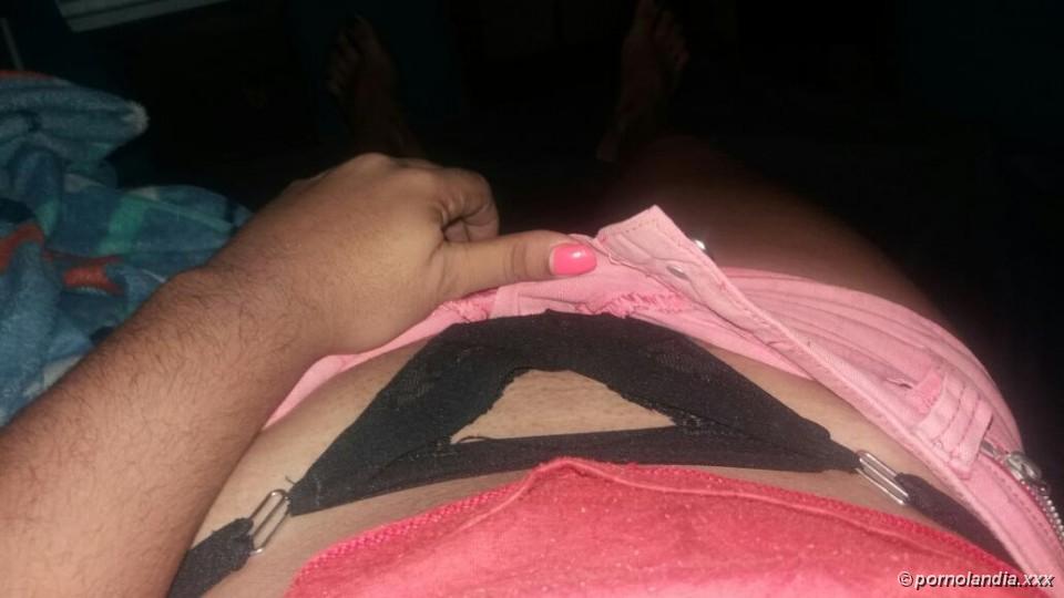 Morena caliente tomando desnudos caseros - Foto 183409