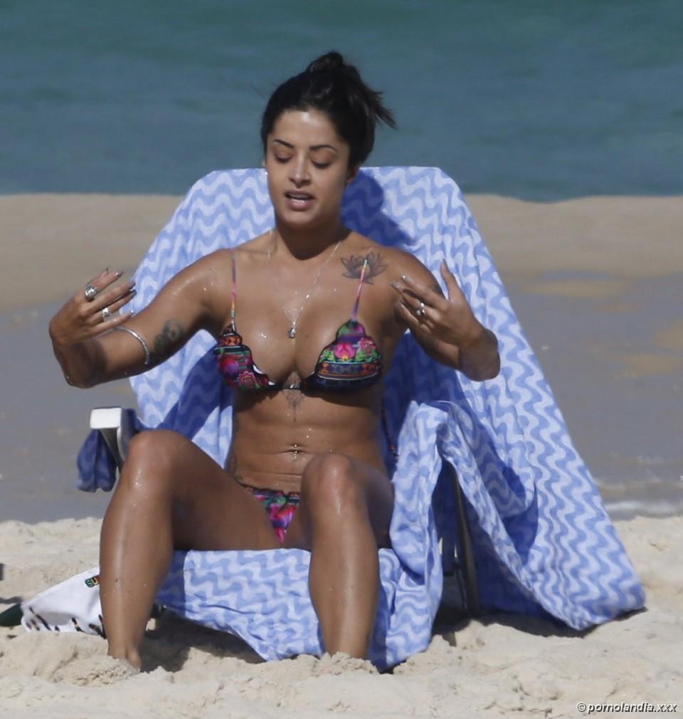 Aline Riscado captada en la playa en bikini - Foto 167970