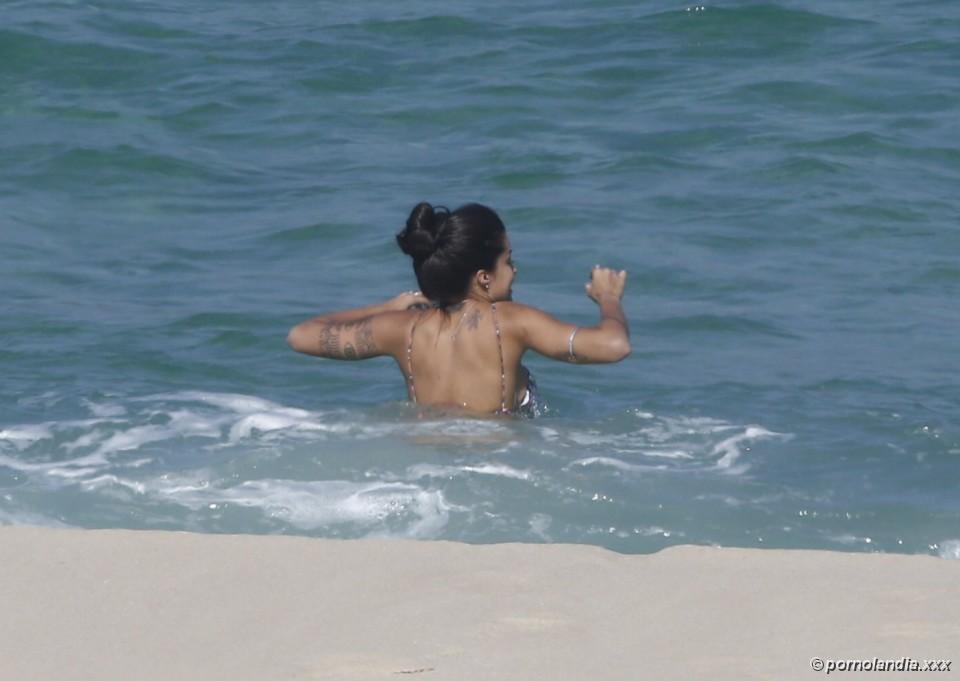 Aline Riscado captada en la playa en bikini - Foto 167976