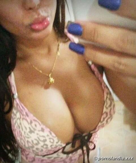 Que cachonda jovencita desnuda y caliente en fotos amateur - Foto 155301