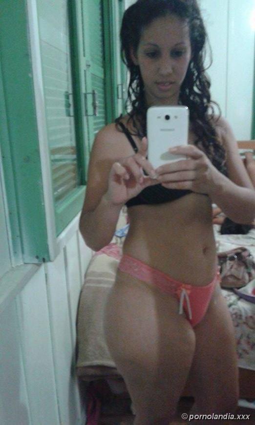 Esta morena súper caliente en fotos desnuda - Foto 62000