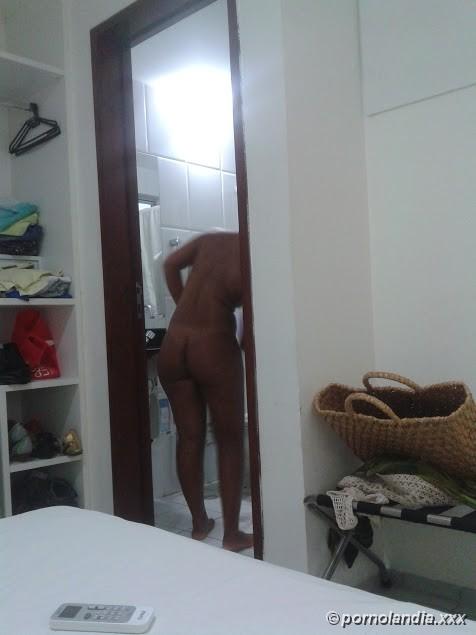 Mulata Da Puceta Rachadinha Desnuda En Fotos De Casa - Foto 25707