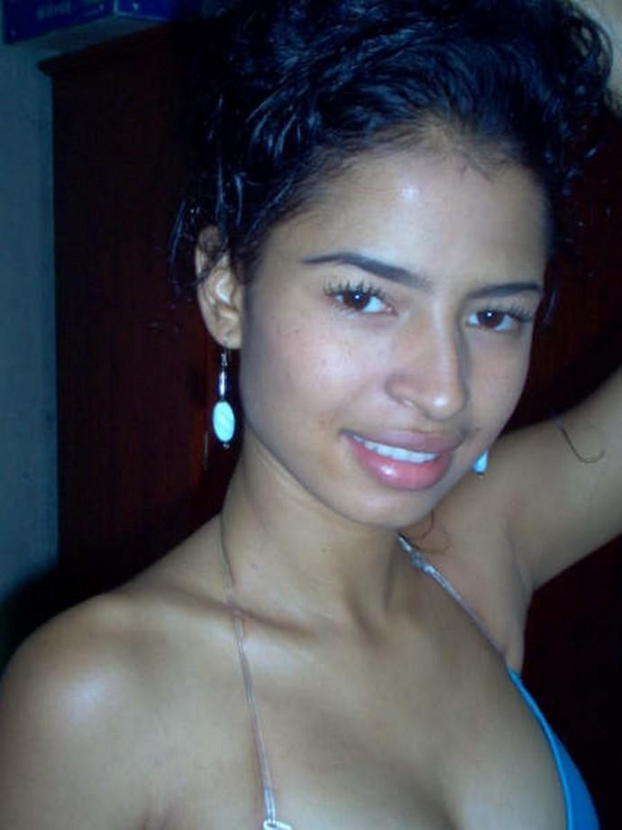 La flaca morena Vivian llegó a internet - Foto 2700