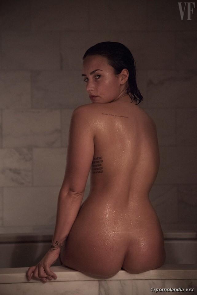 Demi Lovato en sexys fotos desnuda recorren la red - Foto 10174