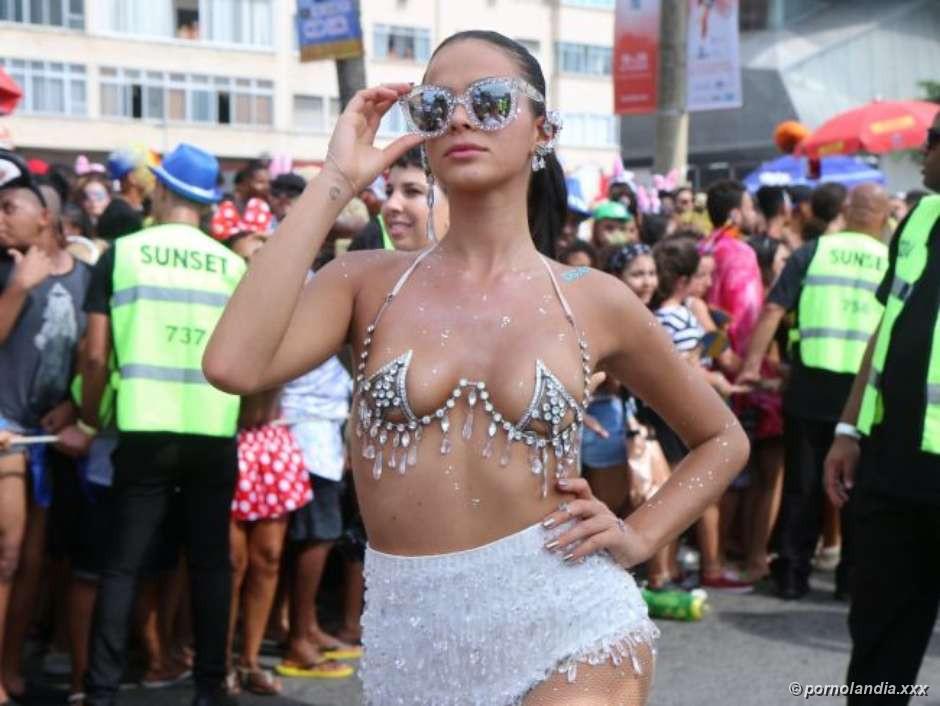 bruna marquezine - Foto 231225