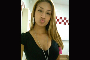 Colombiana Johana Orozco Quiere Singar Con La Mesa De Billar