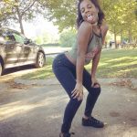 Jovencita Colombiana Vende Maíz