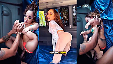 Big-booty Lesbian Washes Her Girlfriend’s Pussy Before Fucking Her