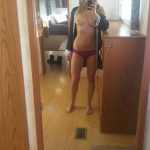 Misha Cross Se Traga La Leche De Su 2 Novias