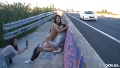 Kathrin3 Y Manuela Muñoz Video Porno Lésbico En El Carro