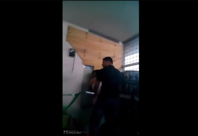 batman y robín se follan a una policía transexual