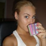 Dominicana Laura Cast Y Apocalipsis La Veterana Le Dan Galleta A Uno