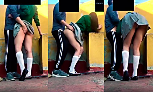 Su Trasero Es Enorme Y El Loco Agarrando Sus 2 Chapas
